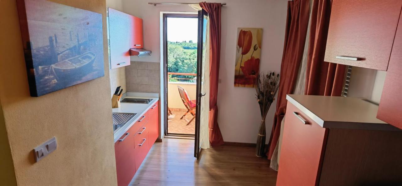 Apartments Fantazija Rovinj Exteriör bild