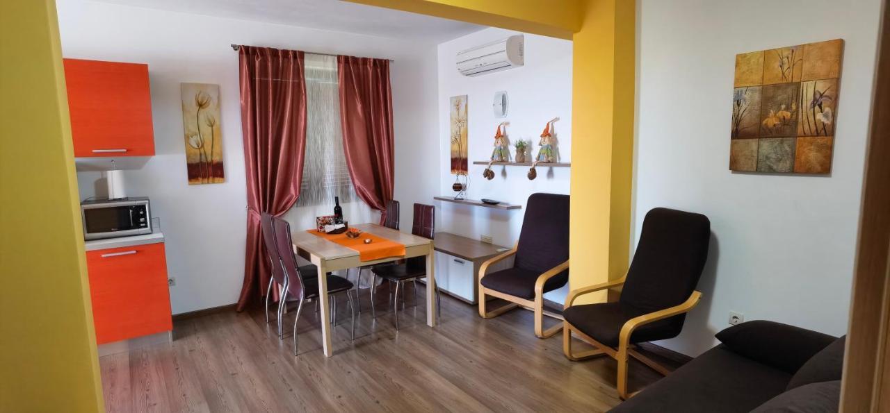 Apartments Fantazija Rovinj Exteriör bild