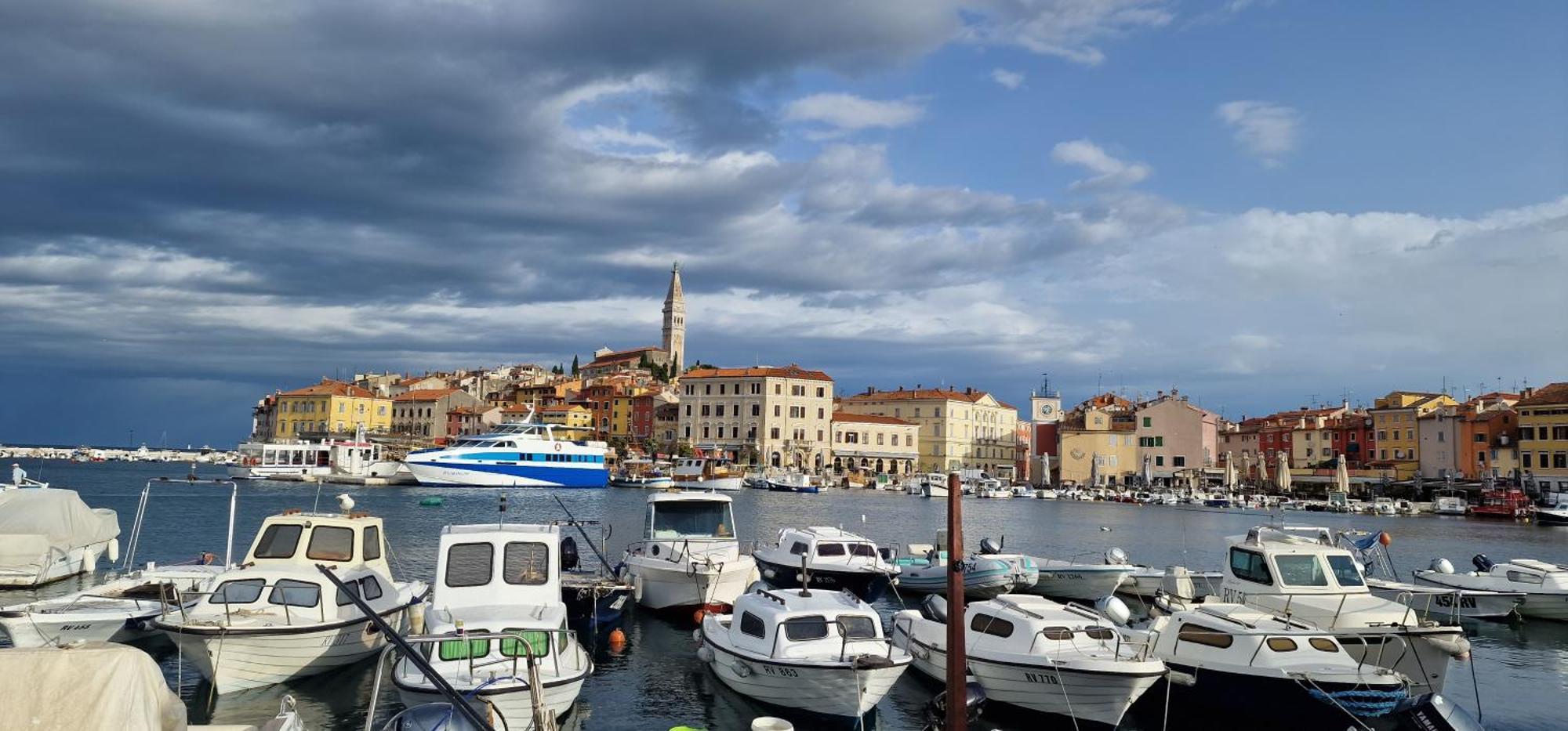 Apartments Fantazija Rovinj Exteriör bild