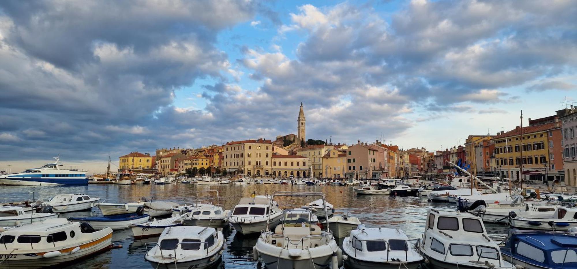Apartments Fantazija Rovinj Exteriör bild